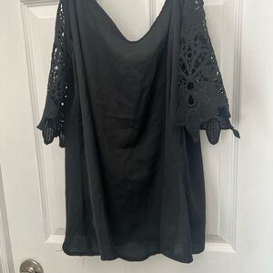 Chic Black Lace Sleeve Blouse
